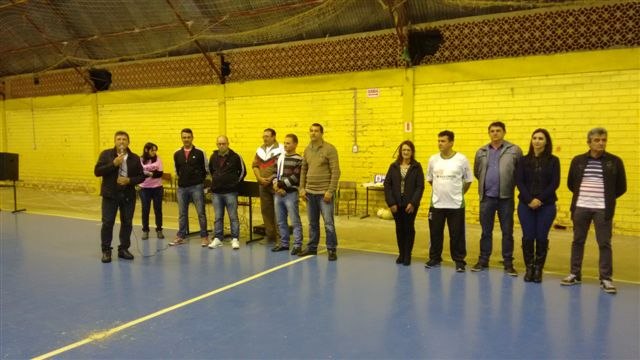 4ª TAÇA SULCREDI DE FUTSAL DE IRACEMINHA TEVE INICIO